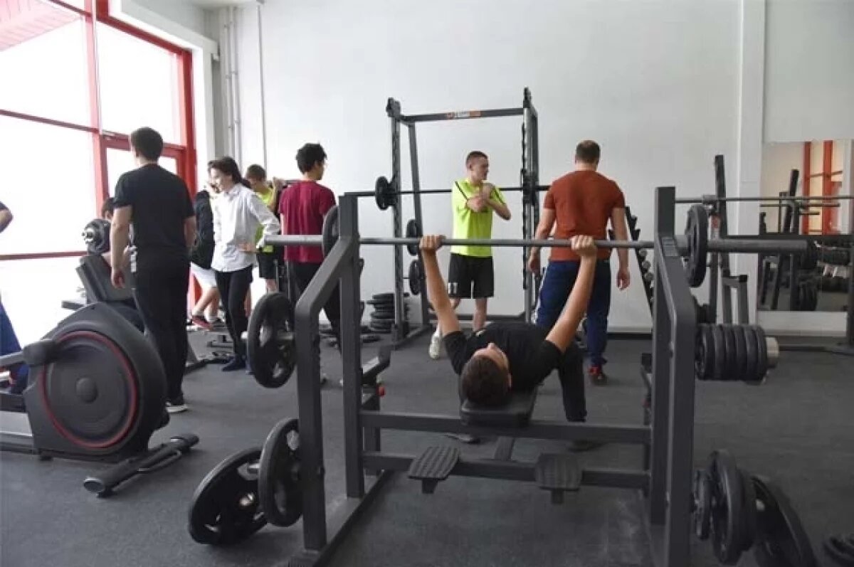    Почти 375 тыс. жителей Коми регулярно занимаются спортом.