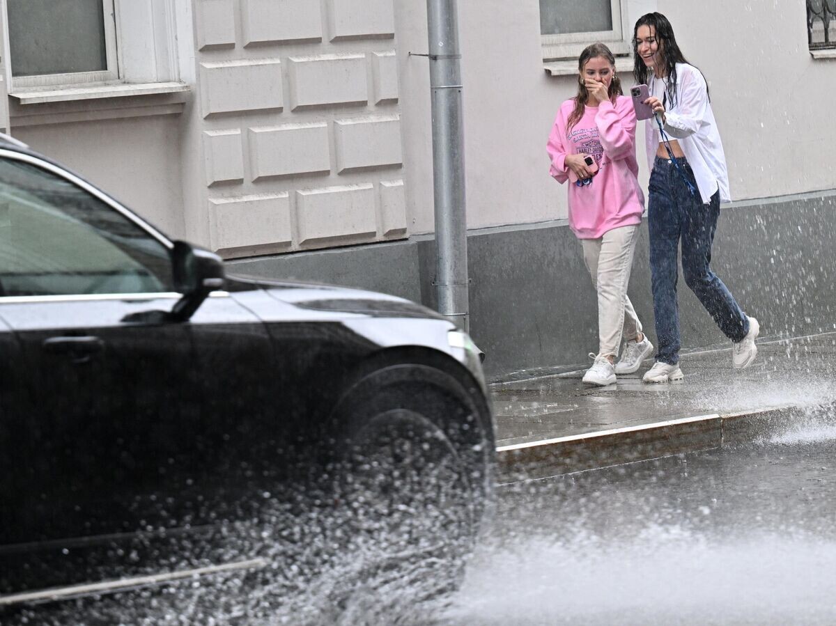    Дождь в Москве© РИА Новости / Павел Бедняков