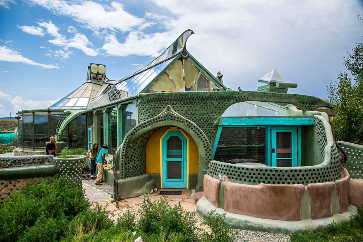 Экодома Earthships. Фото из открытых источников.