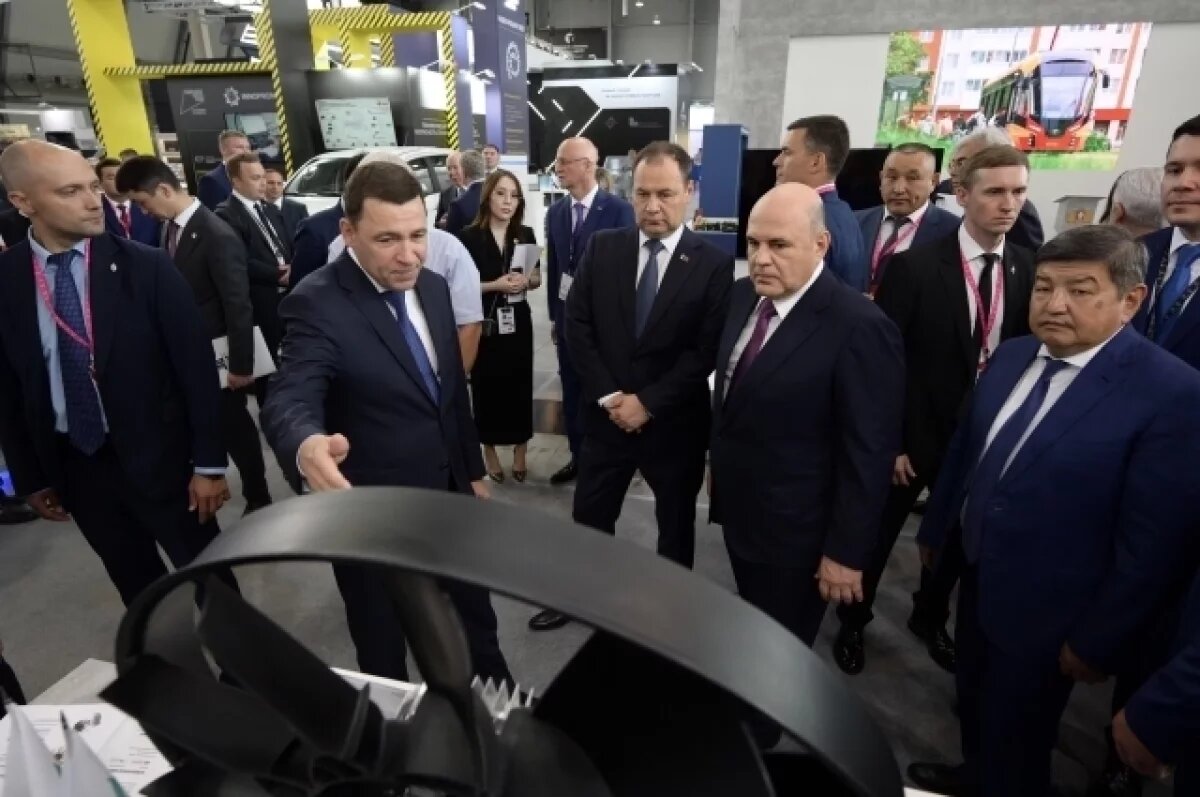    Евгений Куйвашев провёл экскурсию по выставке для Михаила Мишустина и лидеров дружественных государств.