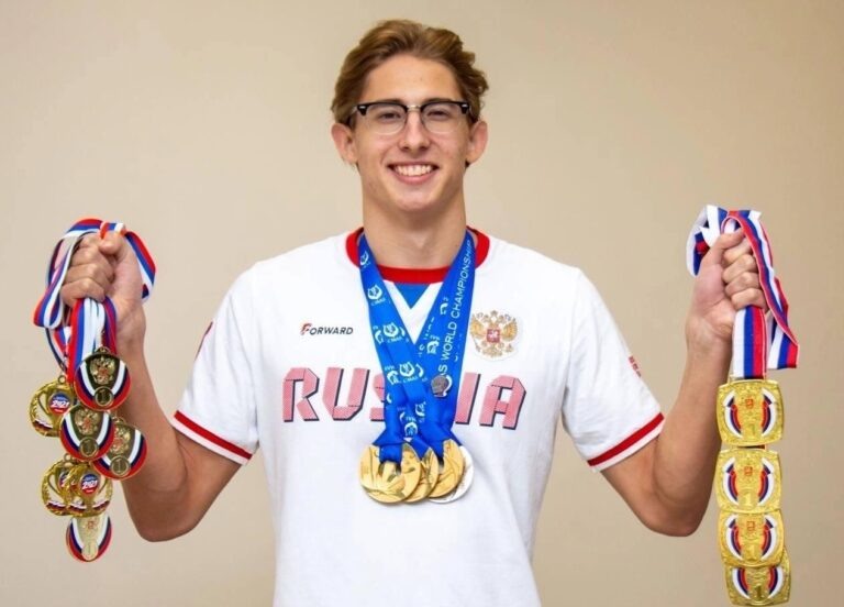    Алексей Федькин из Орска побил мировой рекорд на чемпионате мира по подводному спорту Кристина Просвиркина