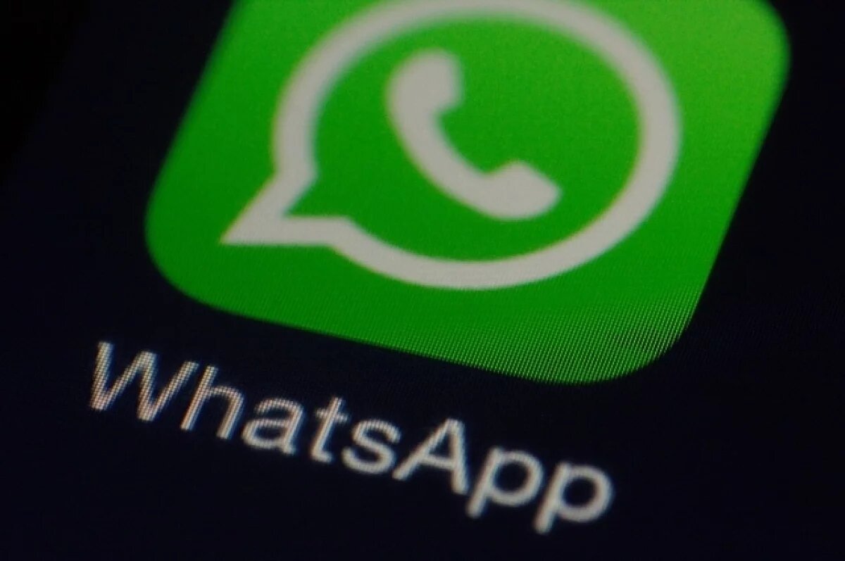    В Кремле опровергли замедление WhatsApp в России