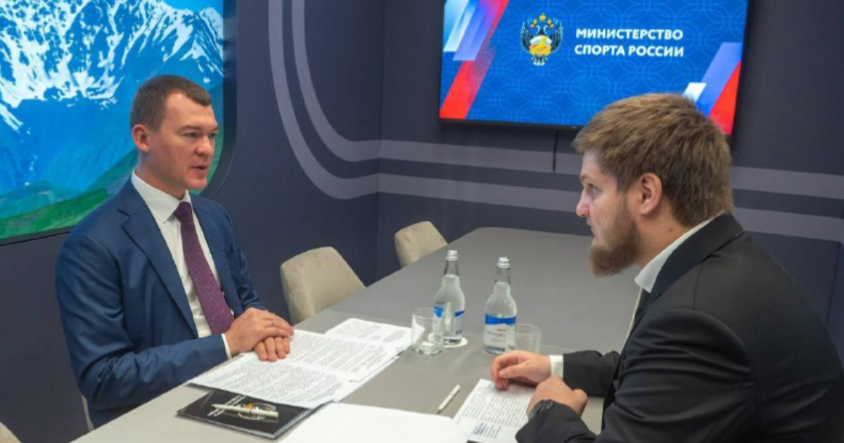 Министр спорта РФ Михаил Дегтярев провел встречу с министром спорта Чечни Ахматом Кадыровым.