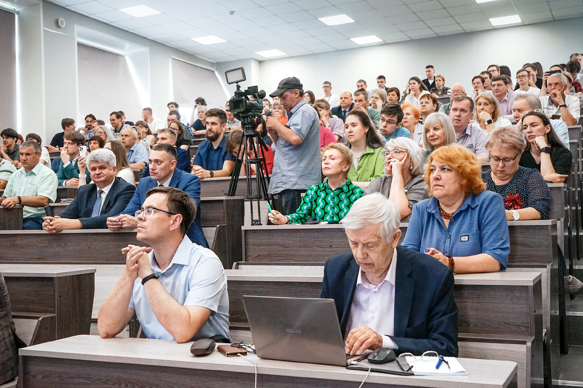 Экс-министр иностранных дел Австрии дала эксклюзивное интервью „Деловому  Бийску“ | Деловой Бийск | Дзен