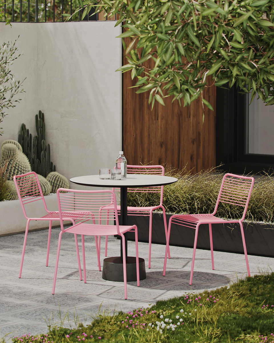 Стильные дизайнерские стулья Cast подчеркнут безупречный вкус владельца