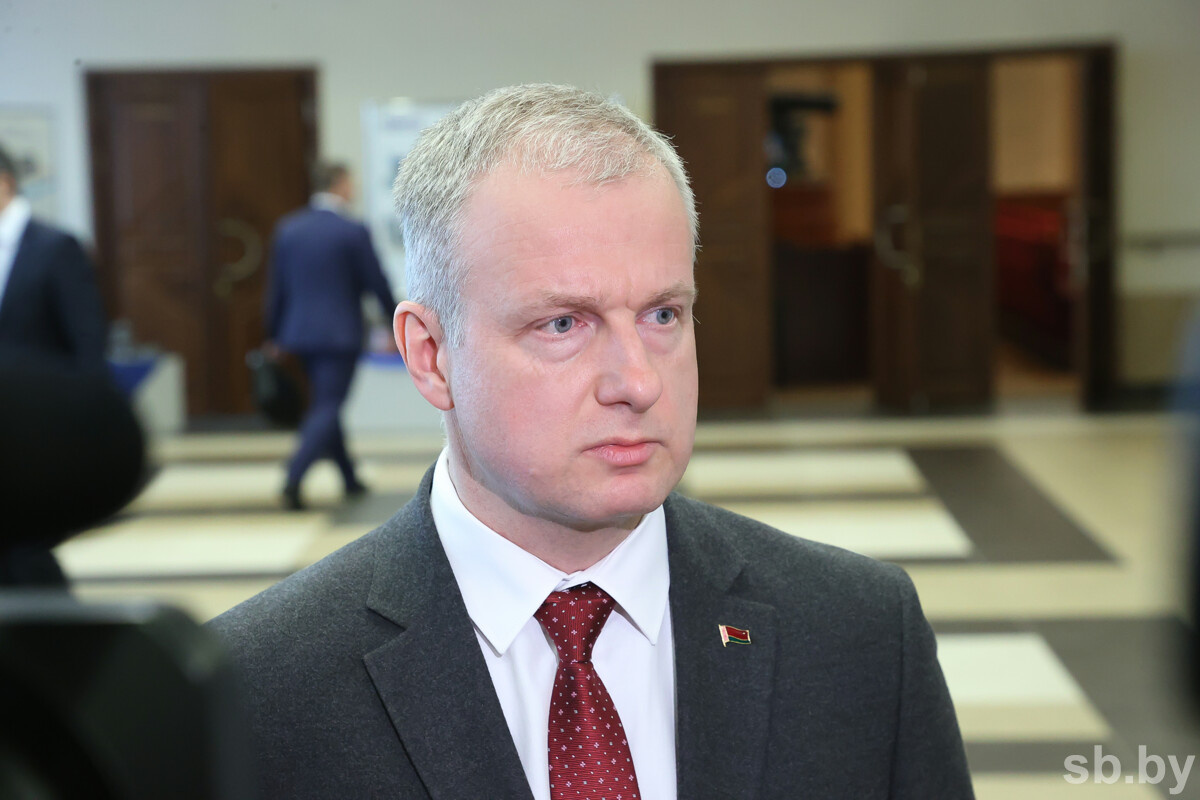    Минпром: сегодня нужно сделать перезагрузку всех отношений с Венесуэлой, особенно с точки зрения экономики