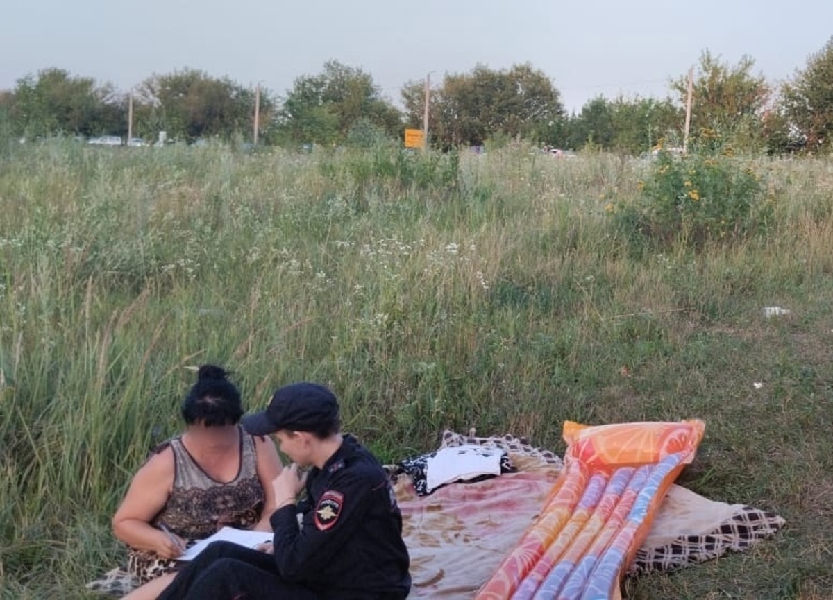     В Курске подростка унесло от пляжа на надувном матрасе