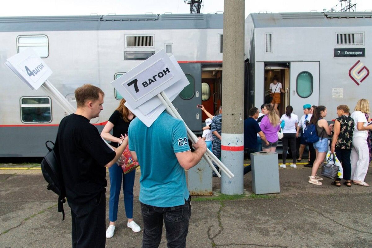    4 тысячи юных оренбуржцев из семей, пострадавших от паводка, отдохнули за пределами региона Андрей Севостьянов