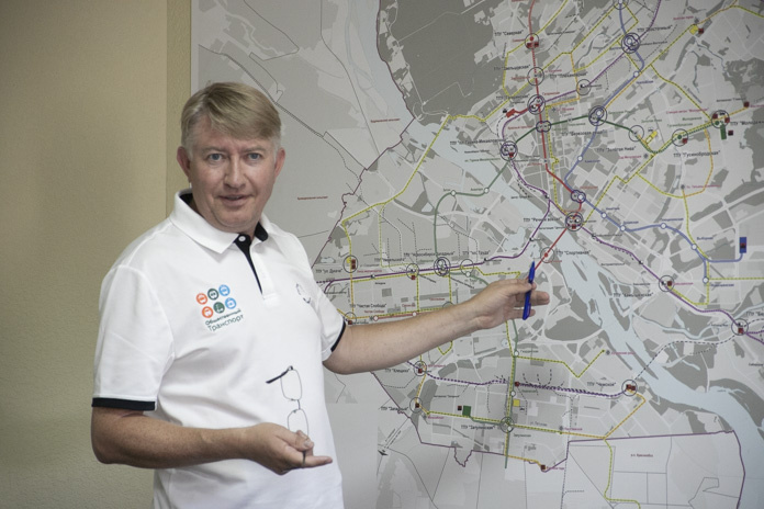 Заместитель начальника управления пассажирских перевозок мэрии города Новосибирска Михаил Никулин рассказал об основных принципах развития ГЭТ. Фото: Михаил Периков