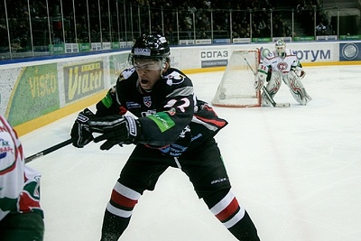    Евгений Кузнецов в составе "Трактора". Фото: Сергей Колесников/Globallookpress.