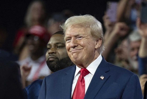    Дональд Трамп