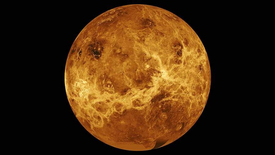 NASA передало на Венеру текст хип-хоп-композиции The Rain исполнительницы Мисси Эллиот в ходе испытания своей телекоммуникационной службы Deep Space Network.