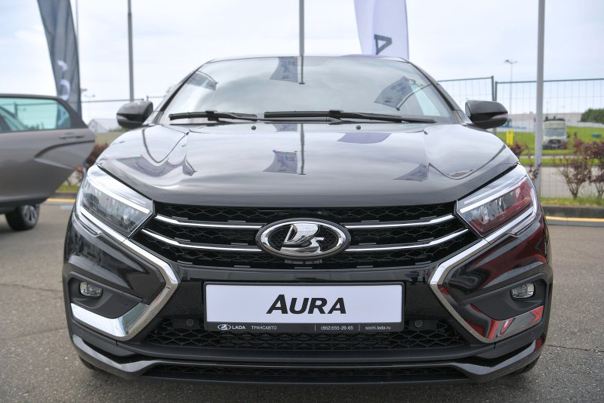   Lada Aura будут выпускать в упрощенной спецкомплектации для такси