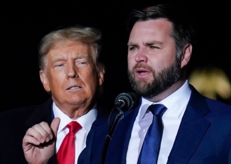    Вэнс всемогущий?