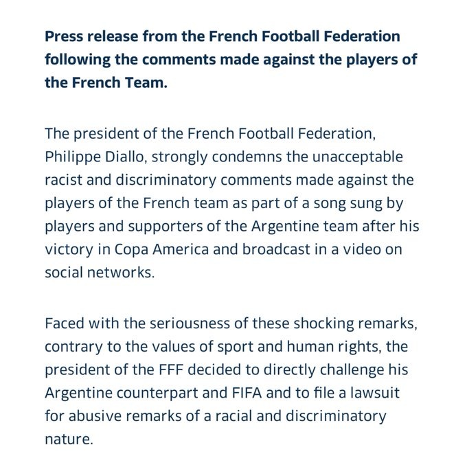 Федерация футбола Франции выпустила официальное обращение, в котором заявила, что подаст в суд на федерацию футбола Аргентины из-за оскорбительной песни, попавшей в соцсети после Копы-2024.