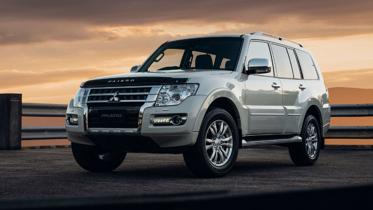 Mitsubishi Pajero 2021 