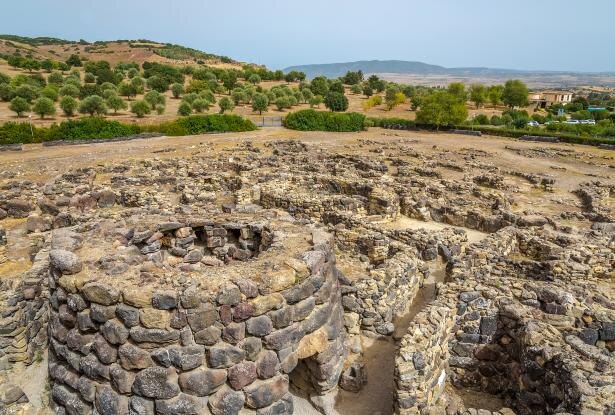 Нураги в Барумини.