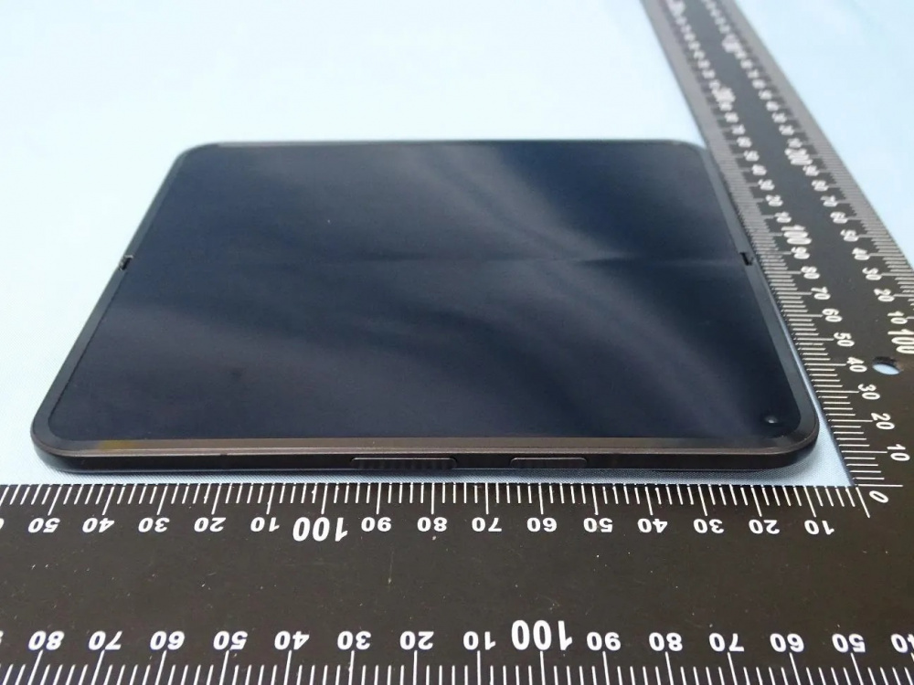    Pixel 9 Pro Fold