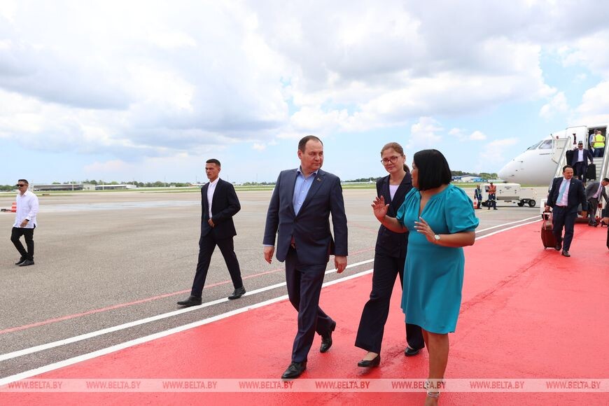    Головченко прибыл с официальным визитом на Кубу