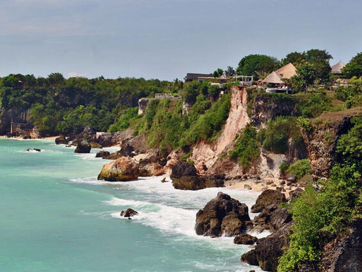    Вид на набережную деревни Унгасан на острове БалиCC BY-SA 2.0 / Ya, saya inBaliTimur / Pantai Balangan