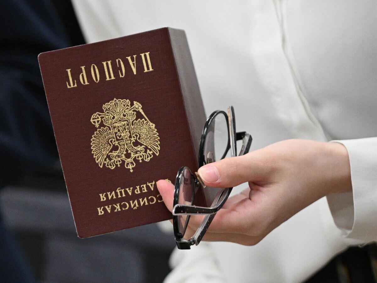    Сдача ЕГЭ в школах России© РИА Новости / Максим Богодвид