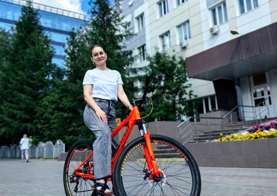    Сургутские врачи пересели на двухколёсный транспорт