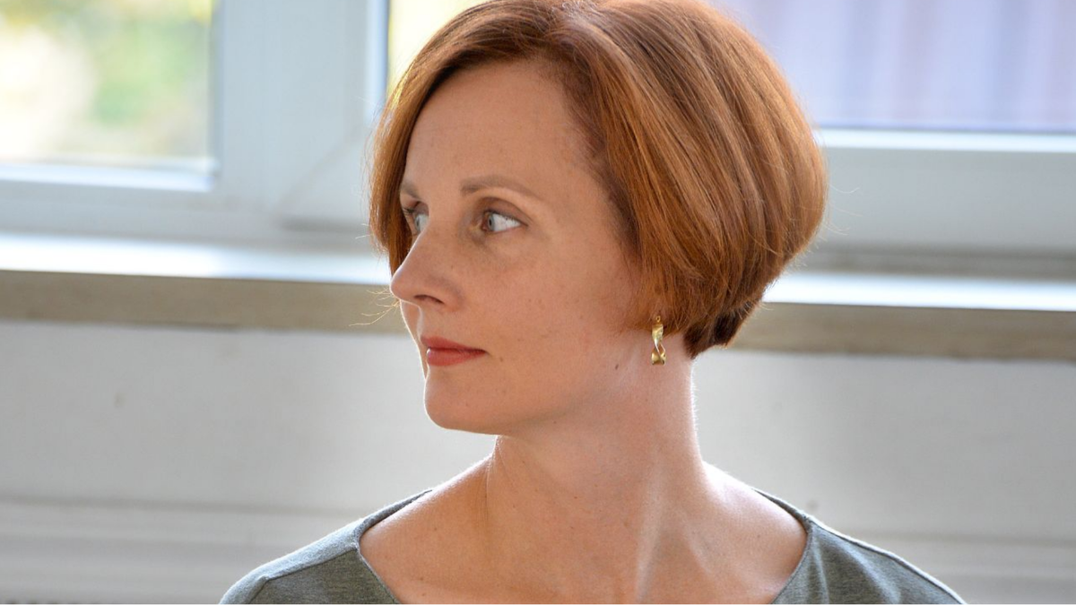 Меня зовут Вера Попиченко. Я парикмахер-стилист из Екатеринбурга.