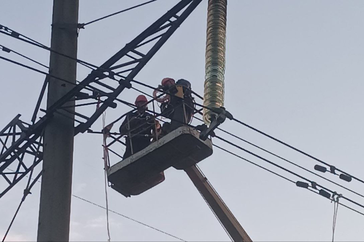    За ночь в 114 населенных пунктах Гомельской области восстановили электроснабжение