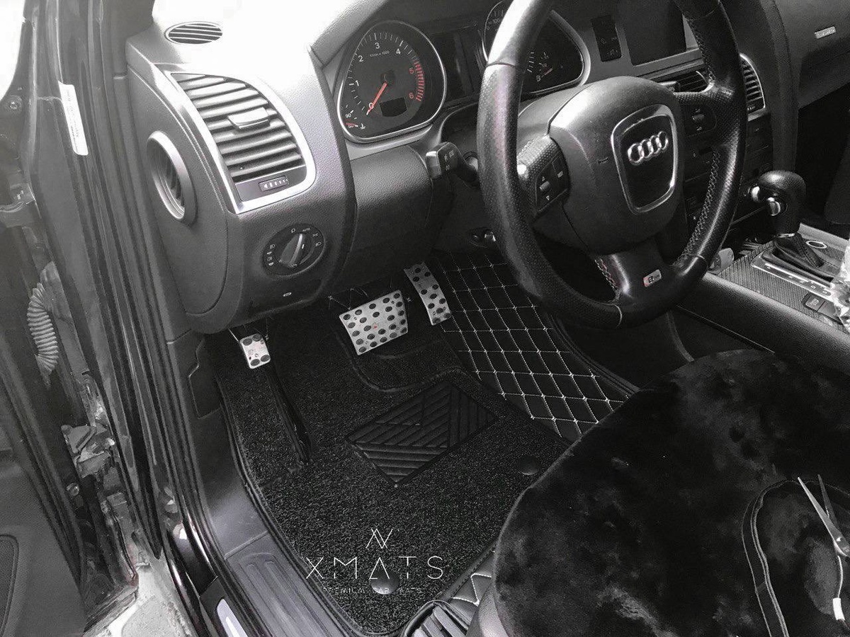 3D Коврики в салон на Audi Q7