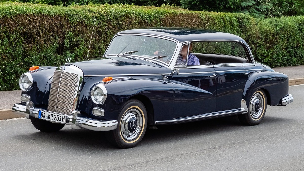 Mercedes-Benz W189. Фото: Ermell (СС)  📷
