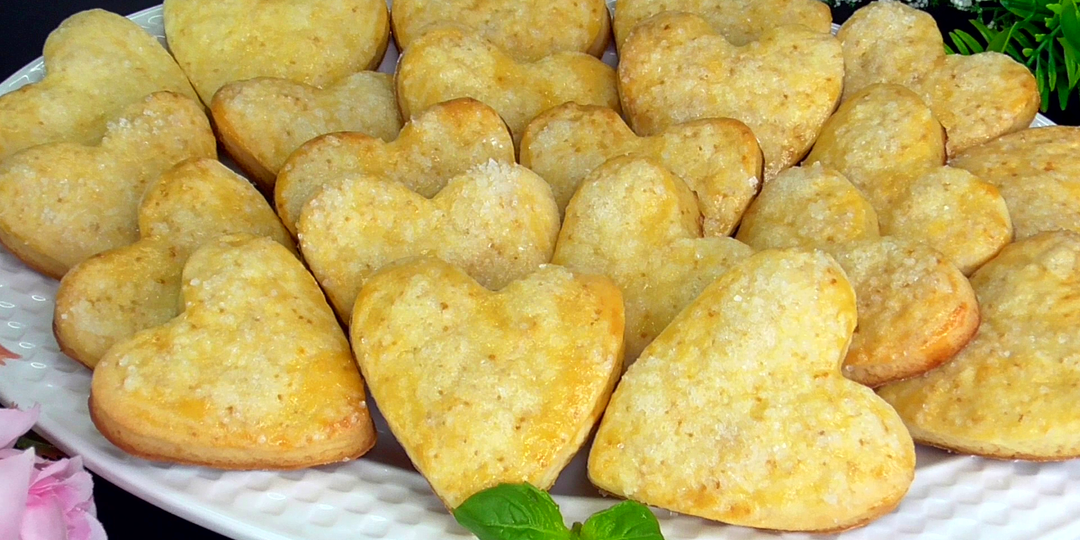 К домашнему чаепитию на скорую руку — быстрое, очень вкусное нежное печенье на сметане (готовлю его лет 20)