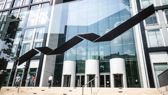    "Ведомости": в ЕС разрешили возобновить конвертацию российских расписок Алина Городниченко