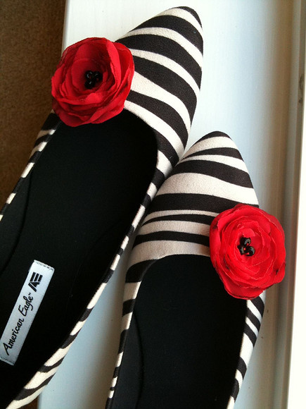     Те же туфли, только лучше: 8 идей, как украсить вашу обувь