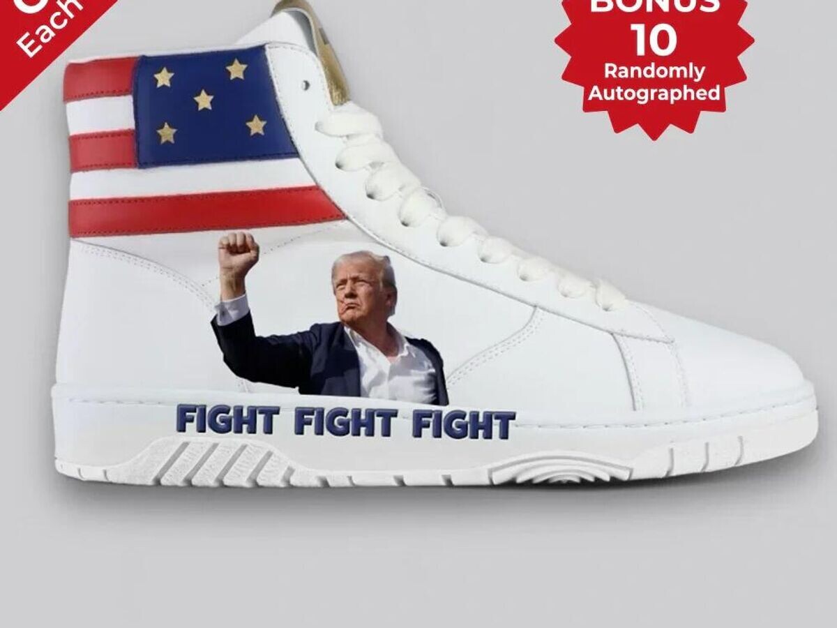 Футболка с раненым трампом