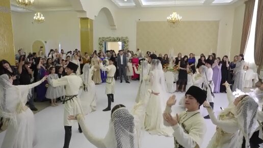 Встреча жениха и невесты. Кумыкская свадьба. Дагестан.