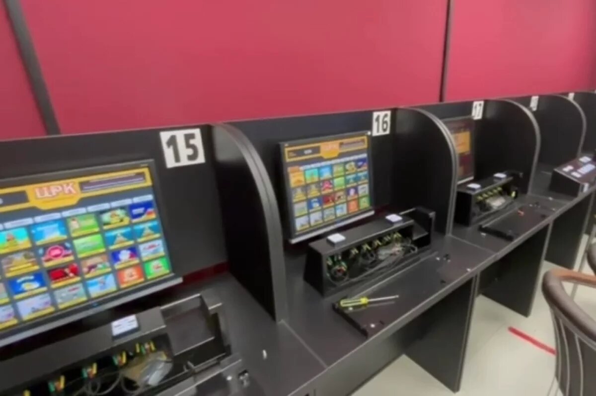    Волгоградец с подружками организовал в жилой многоэтажке подпольное казино