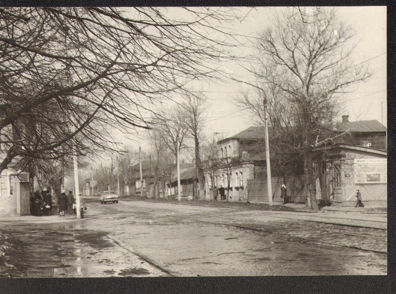 Рис. 1. Курск, В. Луговая, 37 Фотограф В.Н. Зубец, середина 1970-х гг. Источник Госкаталог.РФ