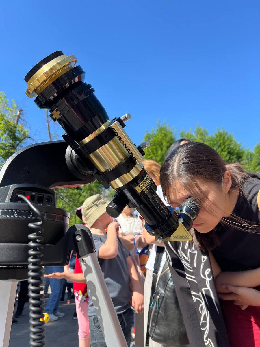 Наблюдения Солнца через хромосферный телескоп Coronado