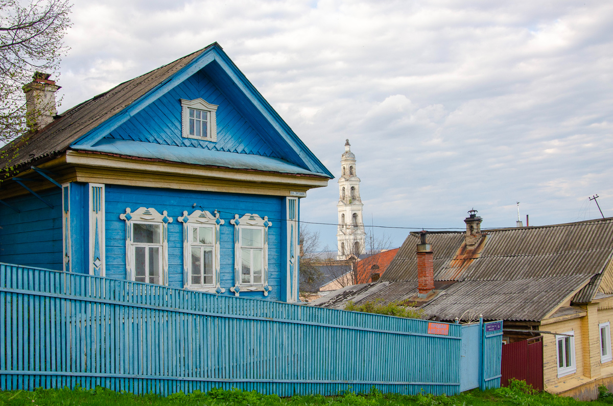 Таких домиков в Юрьевце много