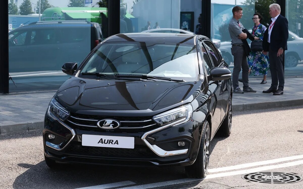 Lada Aura