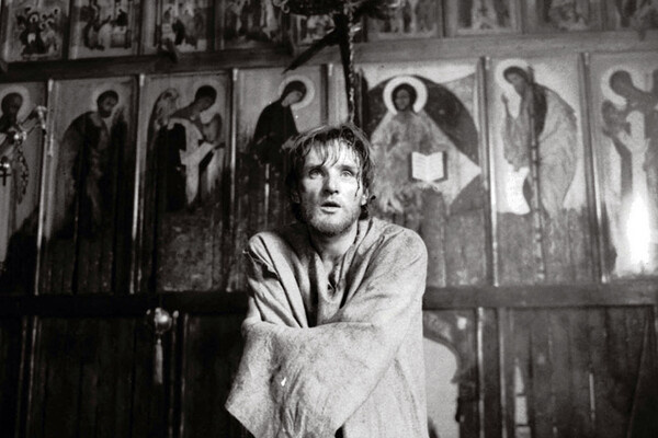 Кадр из фильма Андрея Тарковского «Андрей Рублев» (1966) / «Мосфильм»   📷