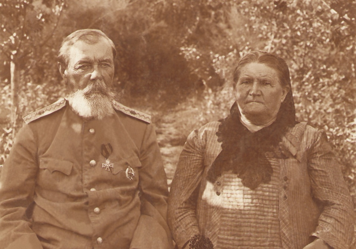 Харитон Попов с супругой, начало ХХ века. 