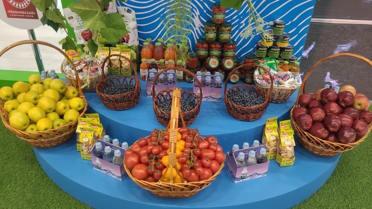    Агропредприятия Кабардино-Балкарии презентовали свою продукцию на КИФ 2024 в Грозном