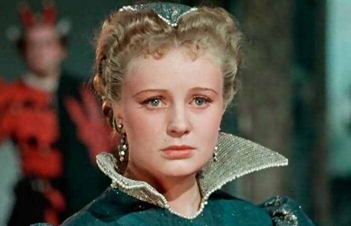 Алла Ларионова