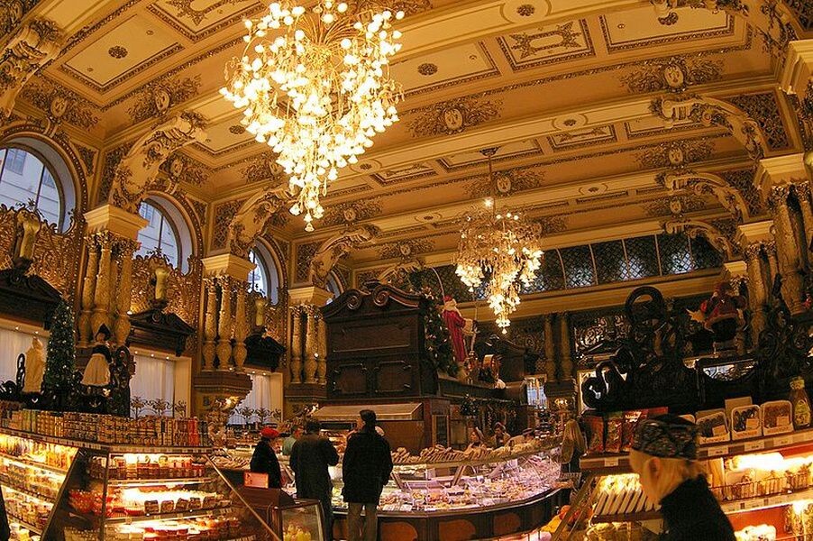 Фото: commons.wikimedia.org/wiki/File:Eliseev-gastronom.jpg