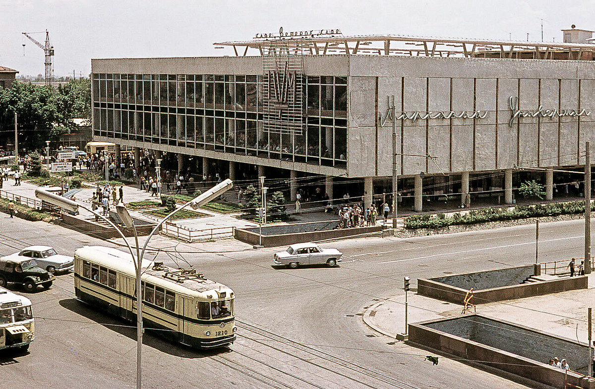 Узбекистан в 1968 году 