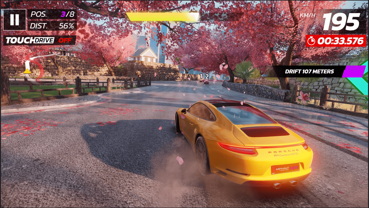 Скриншот из "Asphalt Legends Unite". 