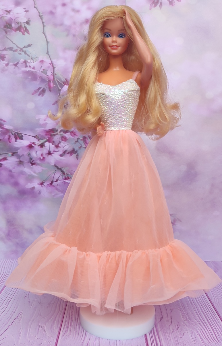 Peaches & cream barbie sale