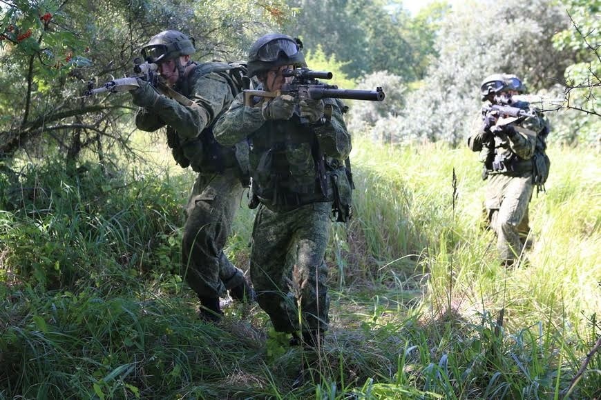 где-то в лесах...