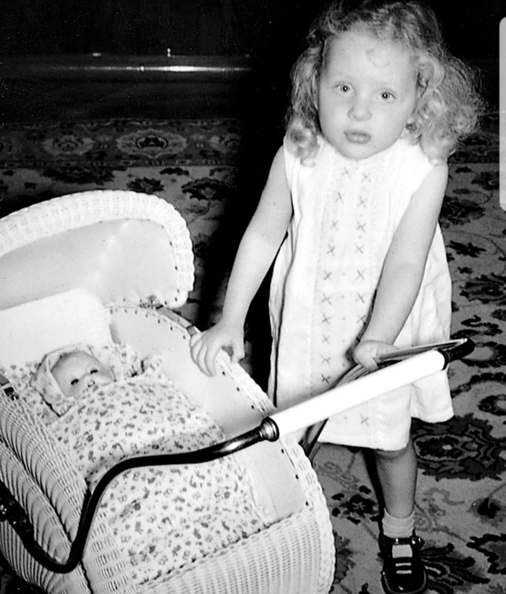 Будущий канцлер ФРГ, родилась 17.07.1954 г. в Гамбурге